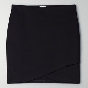 Aritzia / Sunday Best || Primrose Skirt